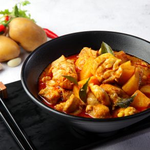 Curry Chicken Cube 咖喱鸡丁 320g
